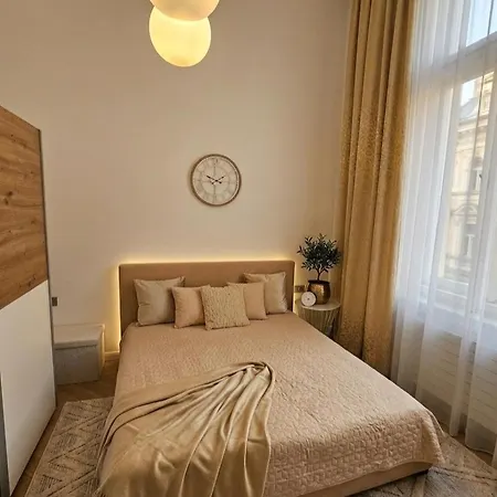 Beautiful With Terrace In Center Of Apartamento *